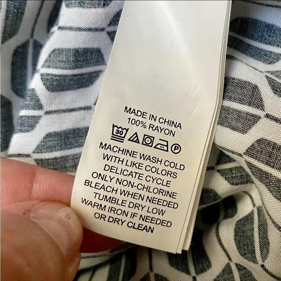 Kate Spade Off Shoulder Tassel Top Black White Abstract Print XXS Rayon - Picture 15 of 16